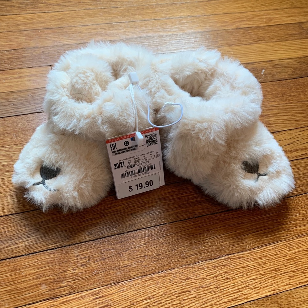 Zara Puppy slippers